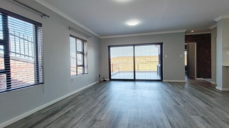 To Let 3 Bedroom Property for Rent in Island View Western Cape